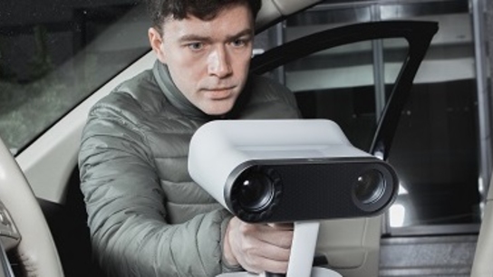 Artec 3D unveils Artec Leo, the first AI-based handheld 3D scanner
